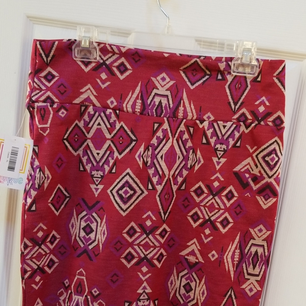 LULAROE 😍 CASSIE SKIRT - Picture 7 of 8